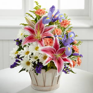 The FTD Wondrous Nature Bouquet