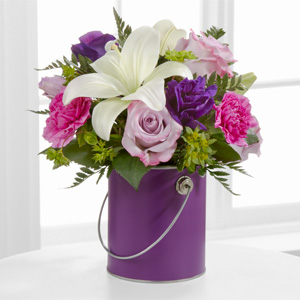 The FTD Color Your Day With Beauty Bouquet 