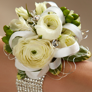 The FTD White Wedding Corsage